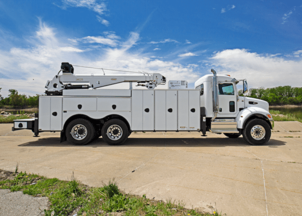 Peterbilt service truck with 14k crane