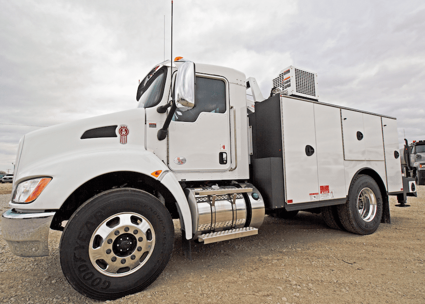 Summit mechanics truck body Kenworth