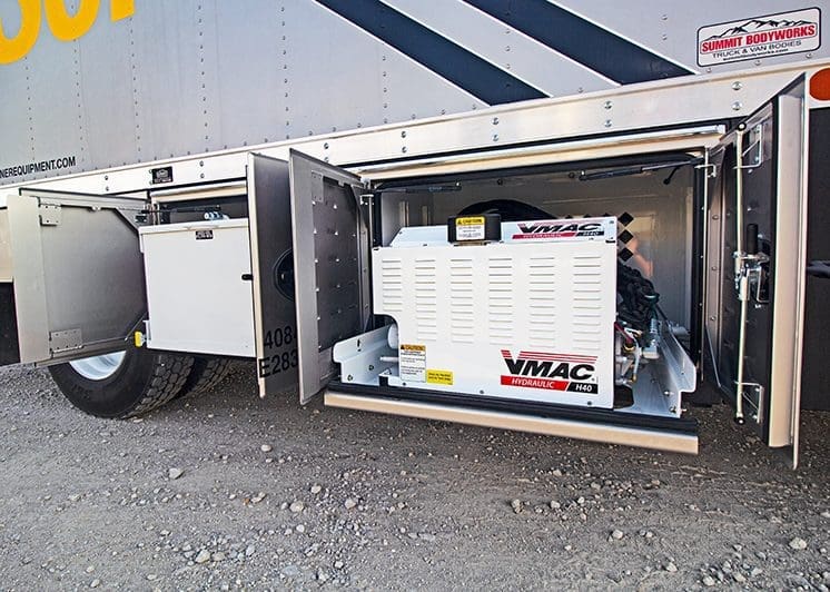 VMAC H40 Rotary screw on a lube truck