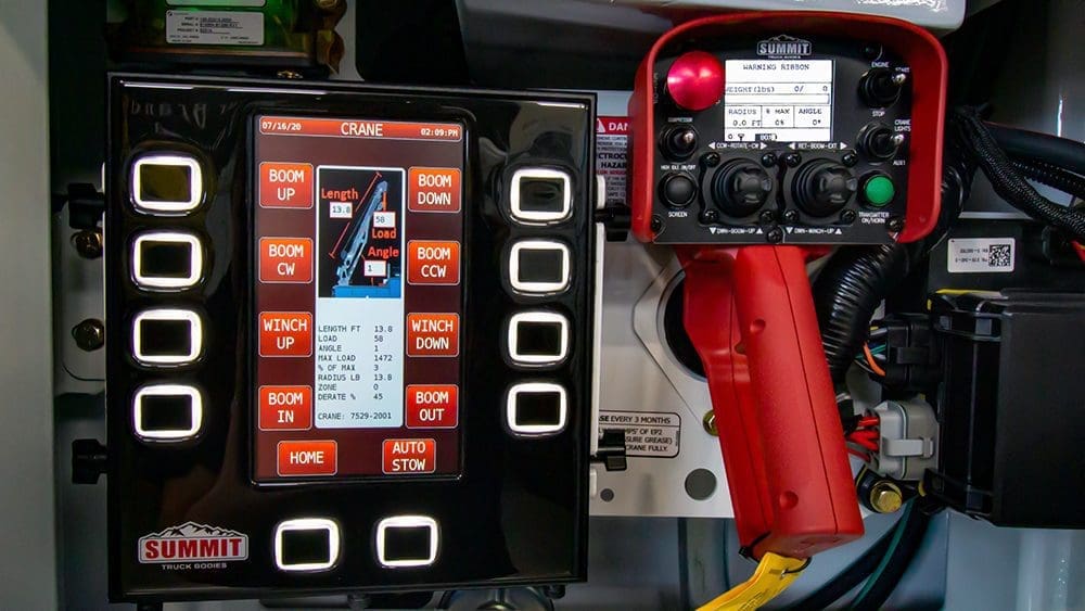 Crane control system in standard on Summit service trucks with hydraulic cranes.