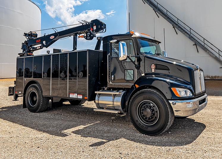 custom canadian heavy dut service truck