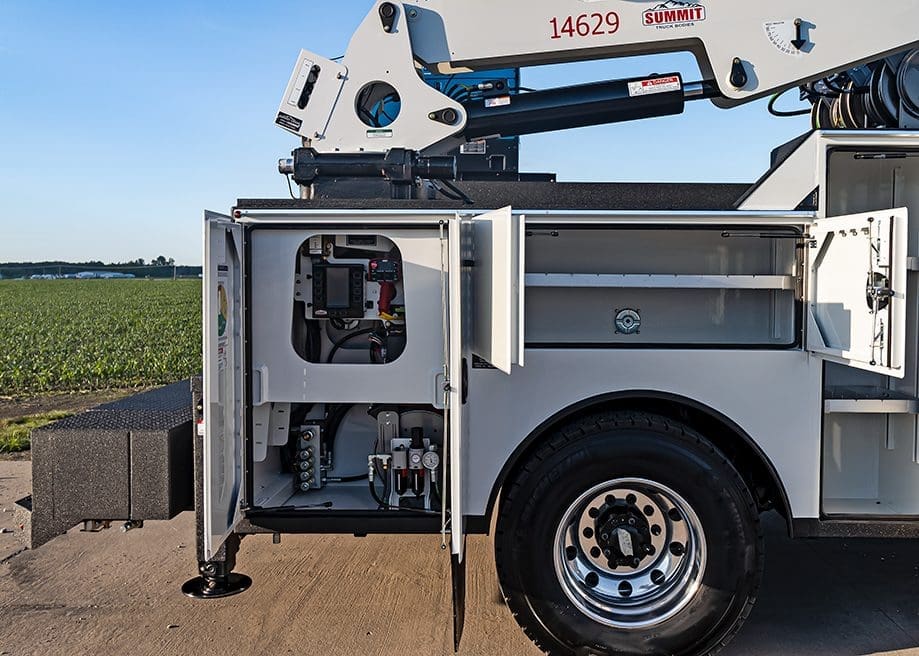 14K crane crane controls compartment, ASE crane control system