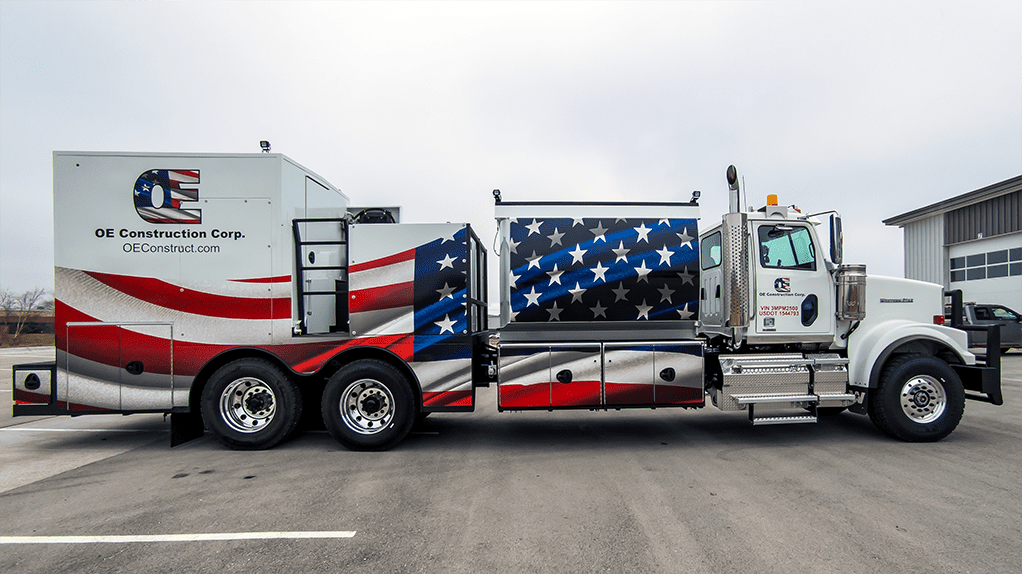 Fuel and lube truck for the construction industry