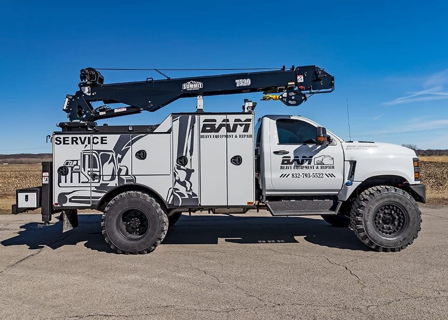 4x4 off road service truck